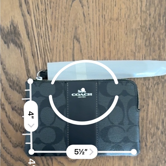 NWT Coach Wristlet - Picture 6 of 10